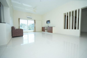 Bhakti Bliss Homestay - Spacious and luxurious 3BHK with Air Conditioning - 5mins From Sri Padmavathi Ammavari Temple